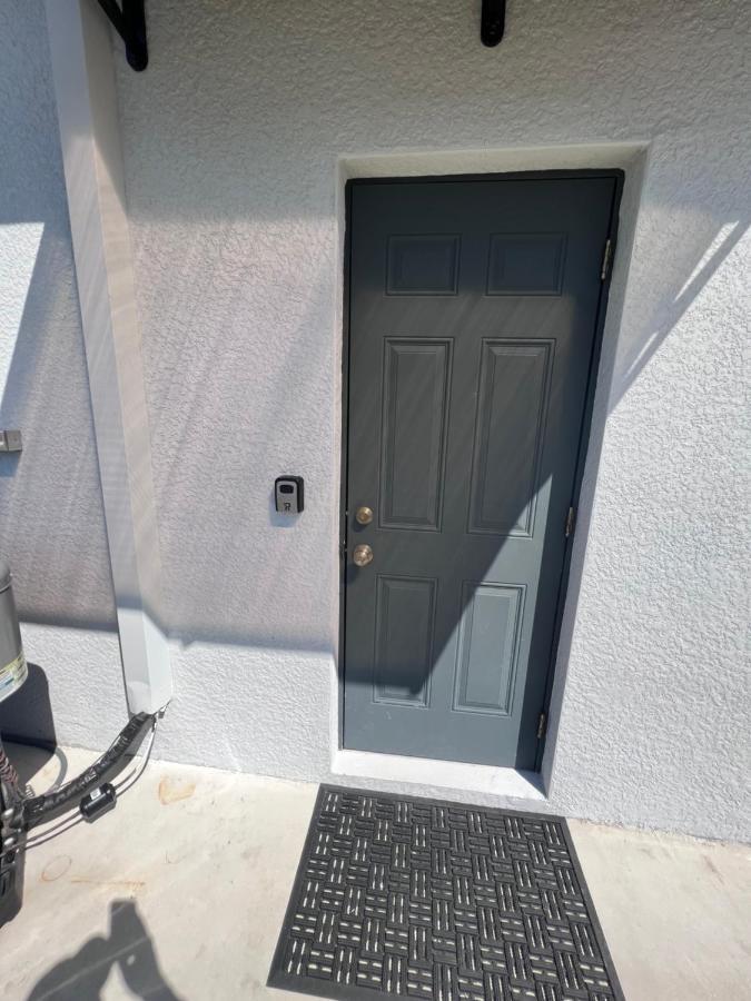 The Palm Suite Lehigh Acres Exterior foto