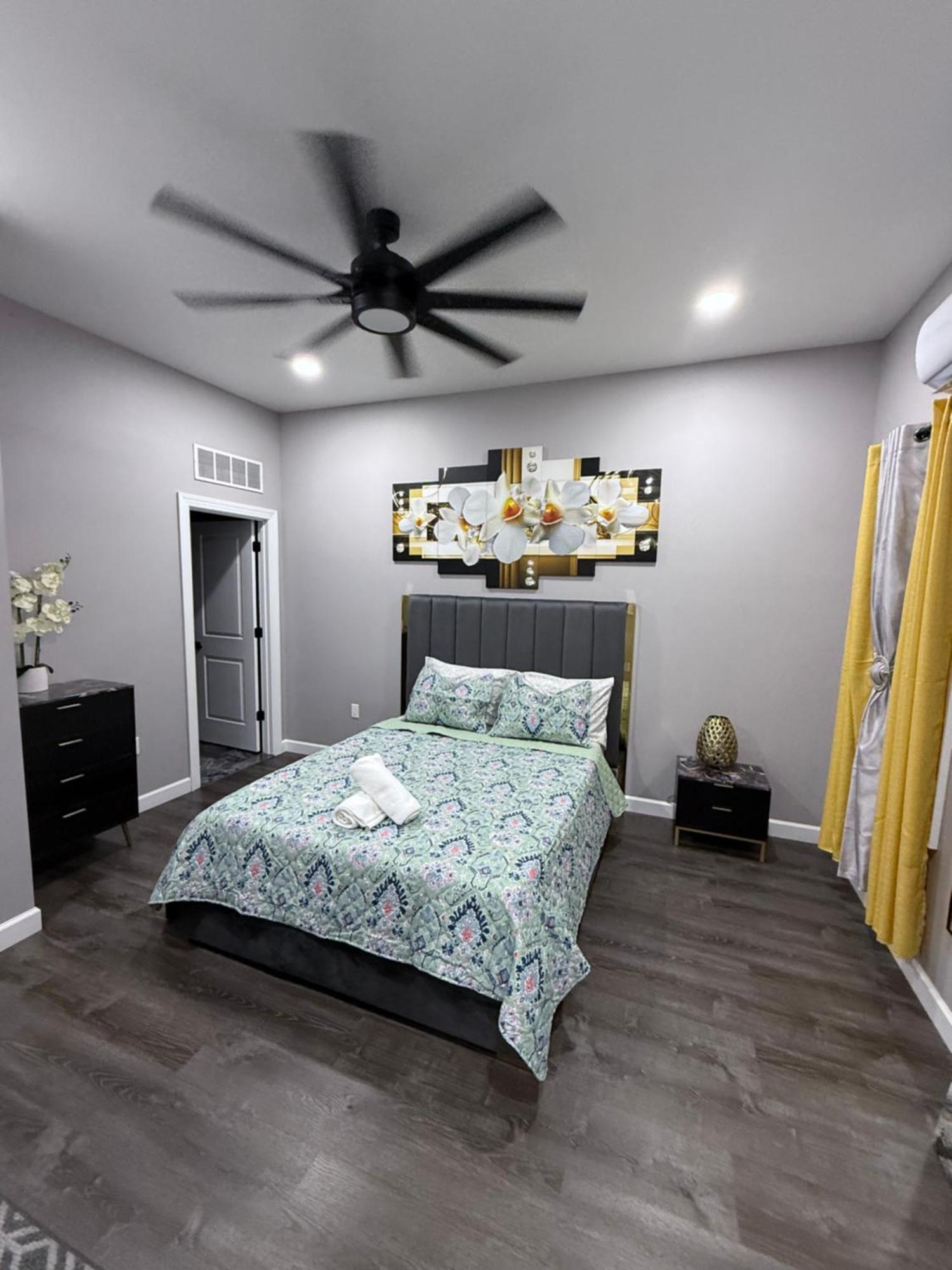 The Palm Suite Lehigh Acres Exterior foto